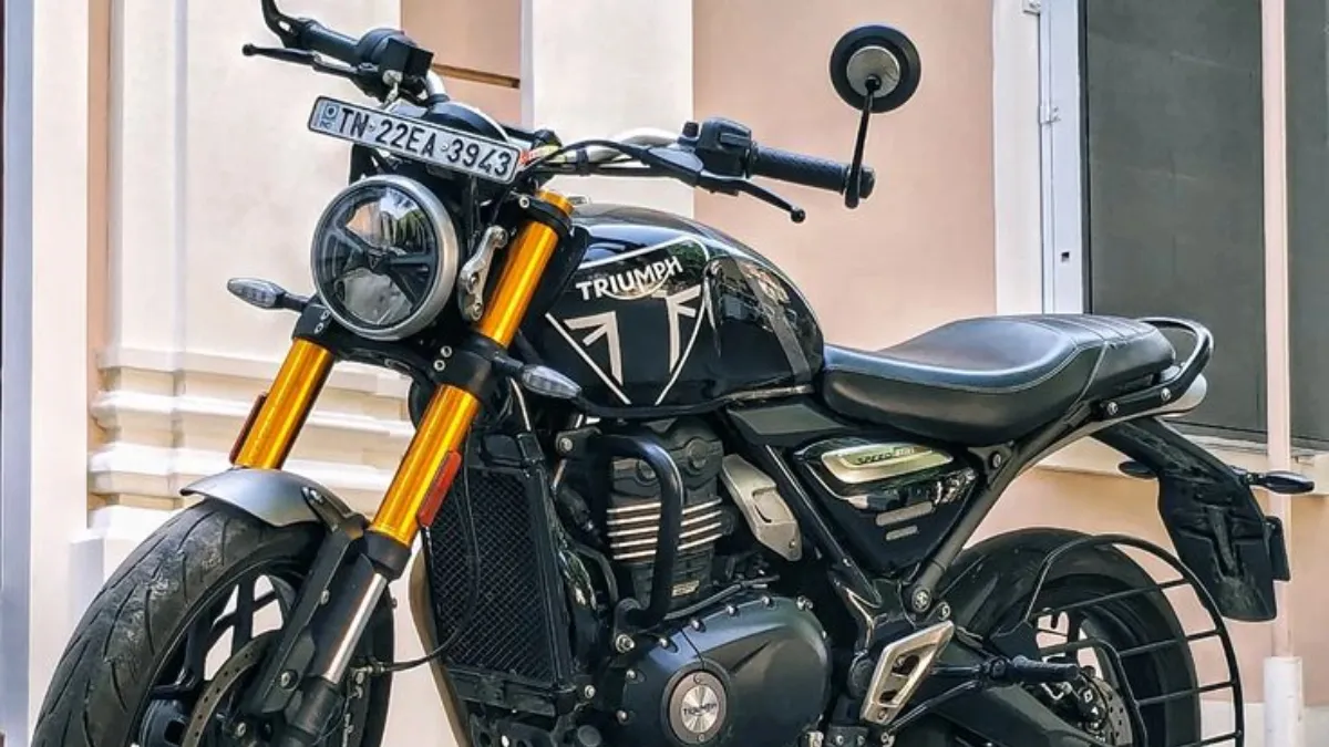 Triumph Speed T4